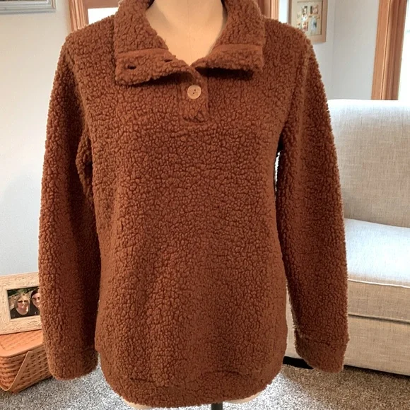 Betsy's Boutique Pull Over Top , Brown, Size Small - Picture 6 of 12